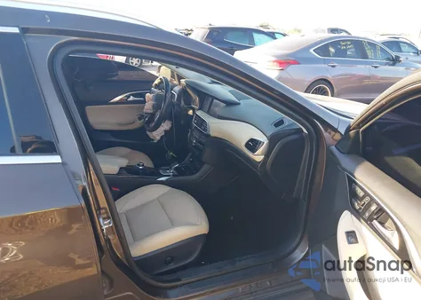 2018 Infiniti Qx30 Luxury z USA, uszkodzony, nr VIN SJKCH5CR3JA053961